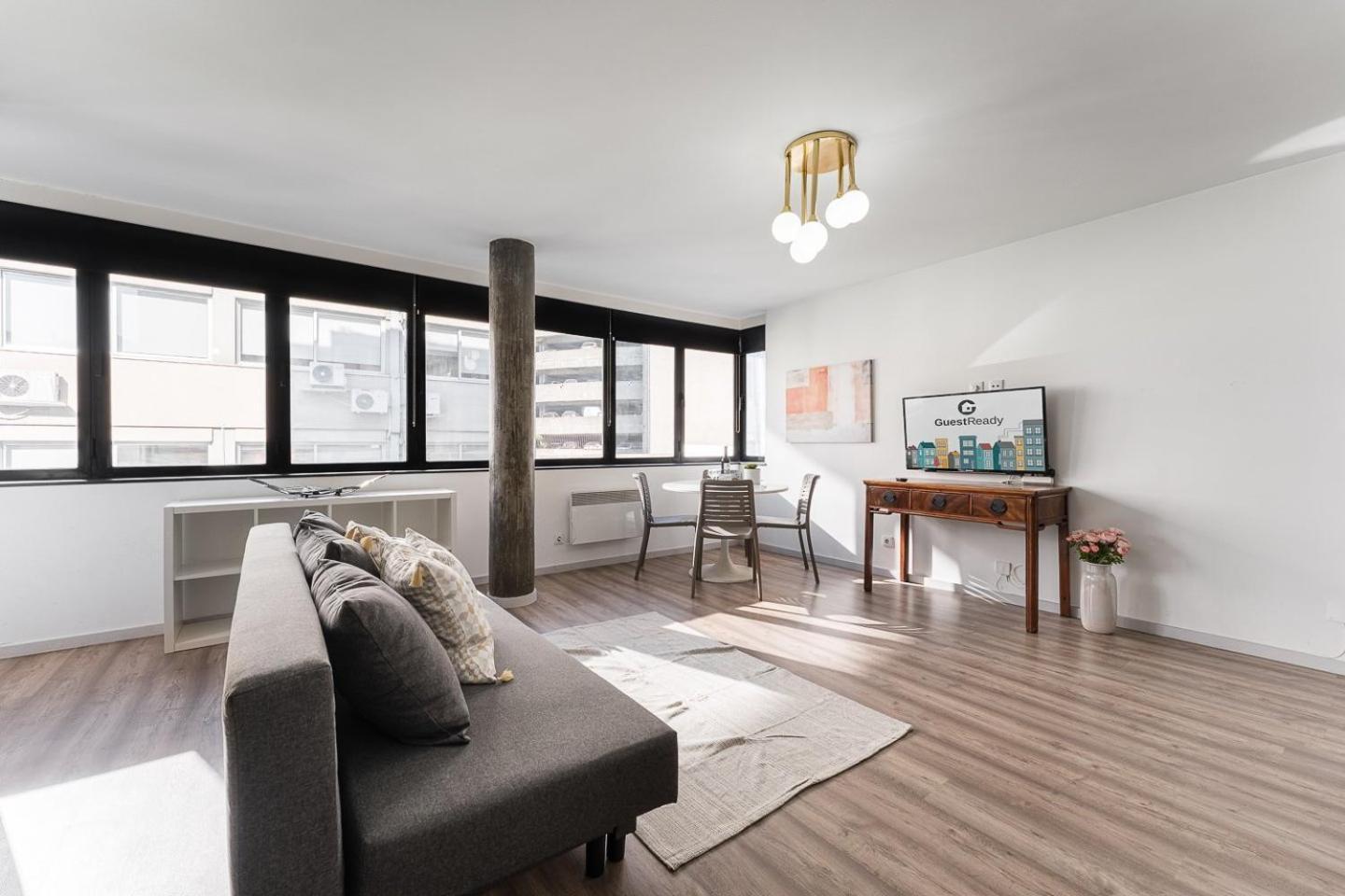 Guestready - Grayscale Apartment Porto Ngoại thất bức ảnh